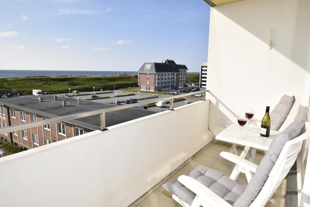 Doppelzimmer mit Balkon und Meerblick